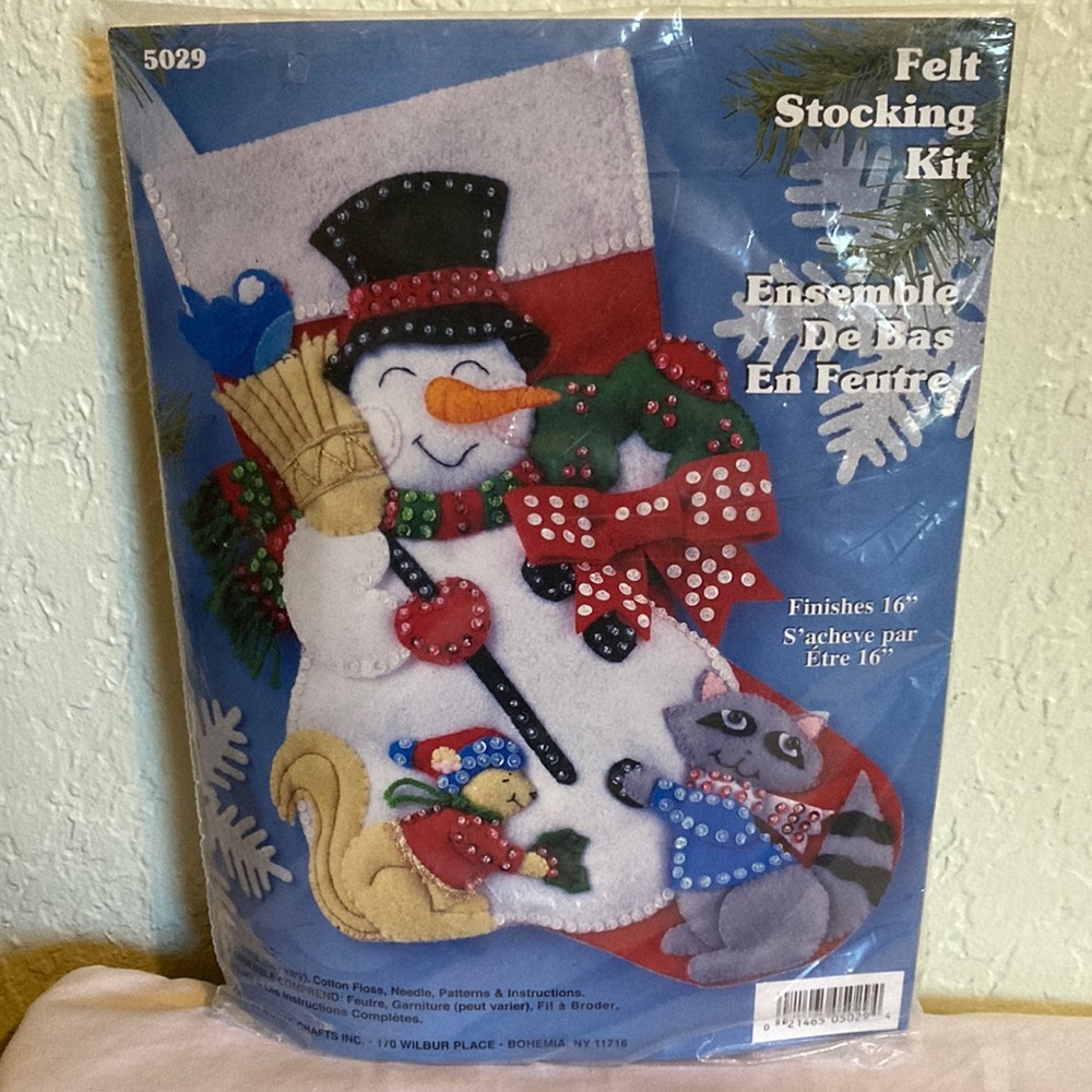 Design Works Crafts Felt Stocking Embroidery Kit Sequin Snowman Raccoon  #5029